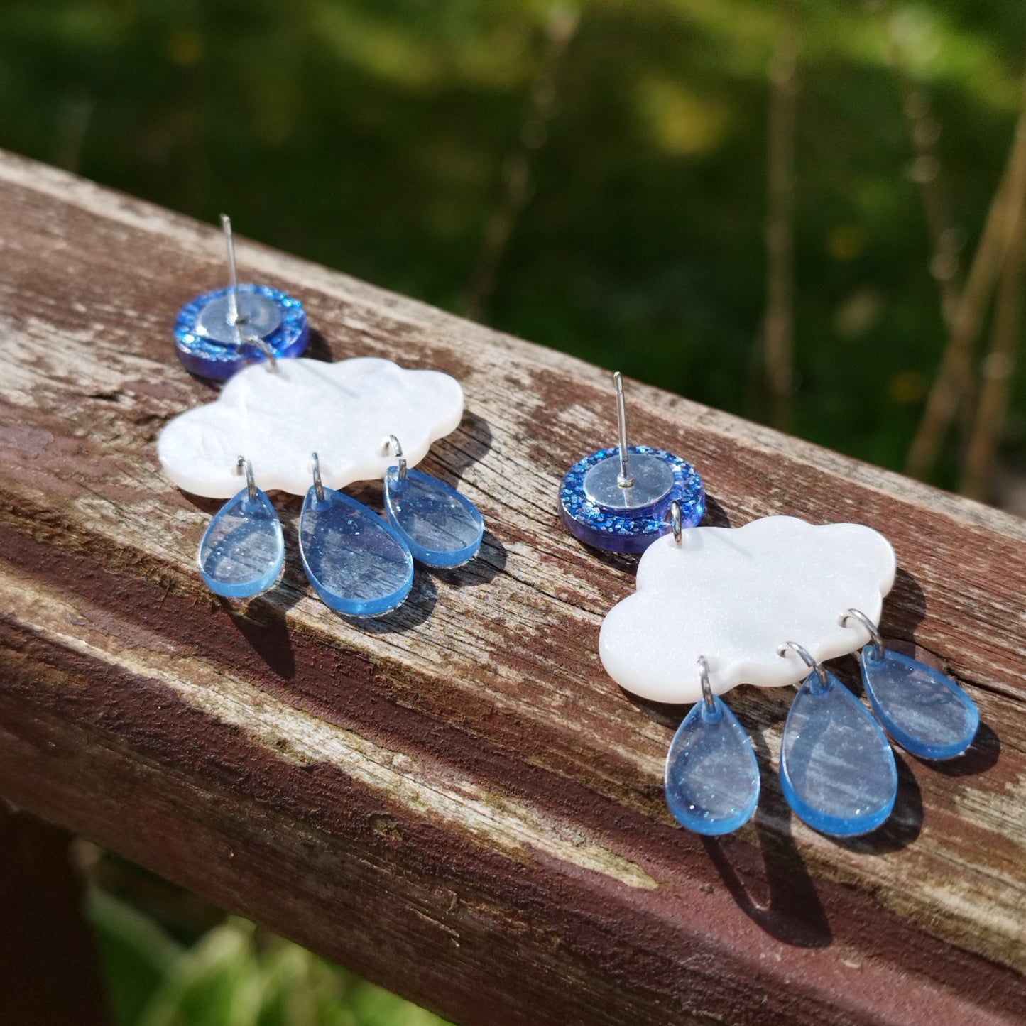 Glitter Raincloud Stud Earrings * Acrylic raindrops resin cloud * Trendy blinkblink earrings