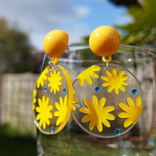 Flower Dangle Stud Earrings * Summer vibes * Yellow acrylic stud earrings