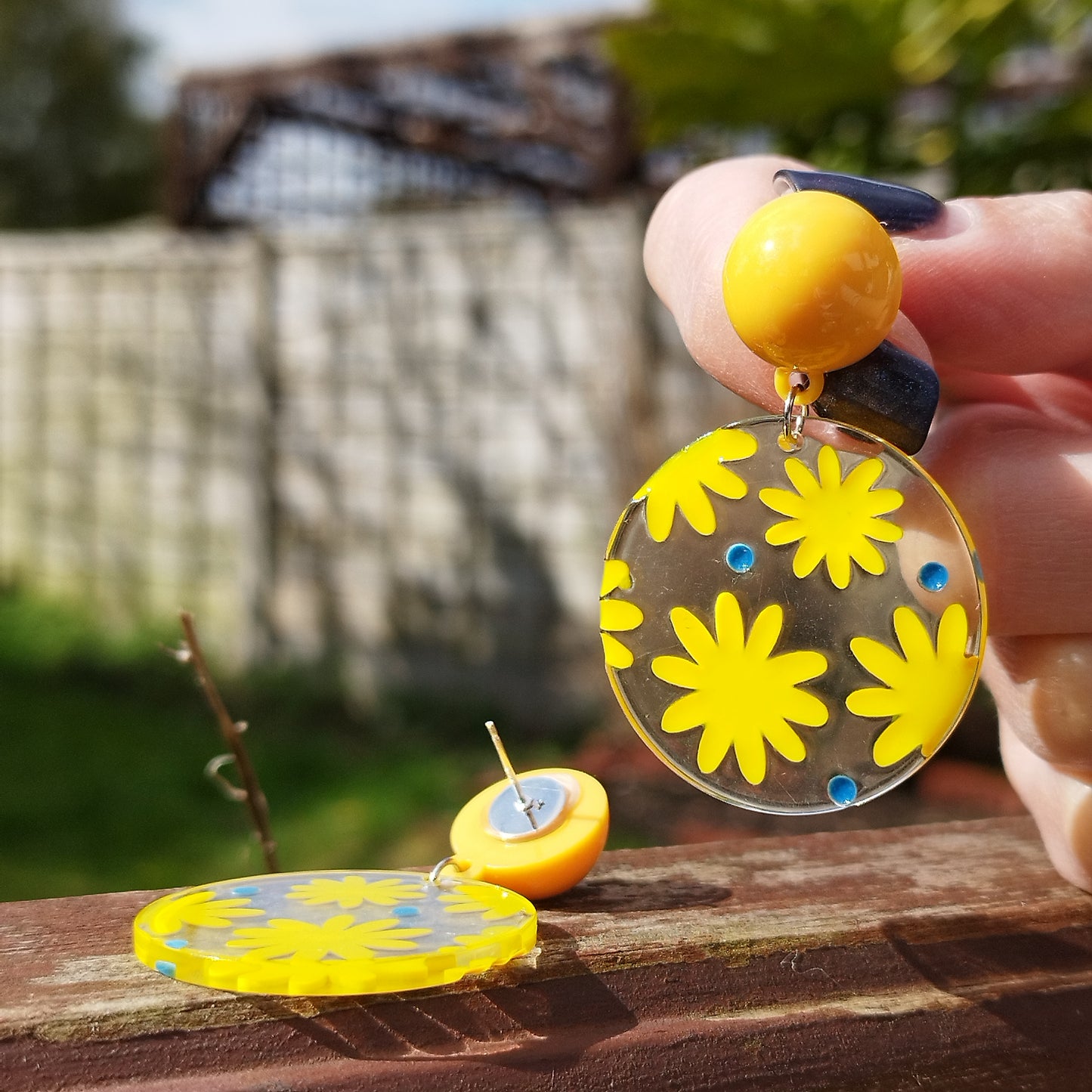 Flower Dangle Stud Earrings * Summer vibes * Yellow acrylic stud earrings