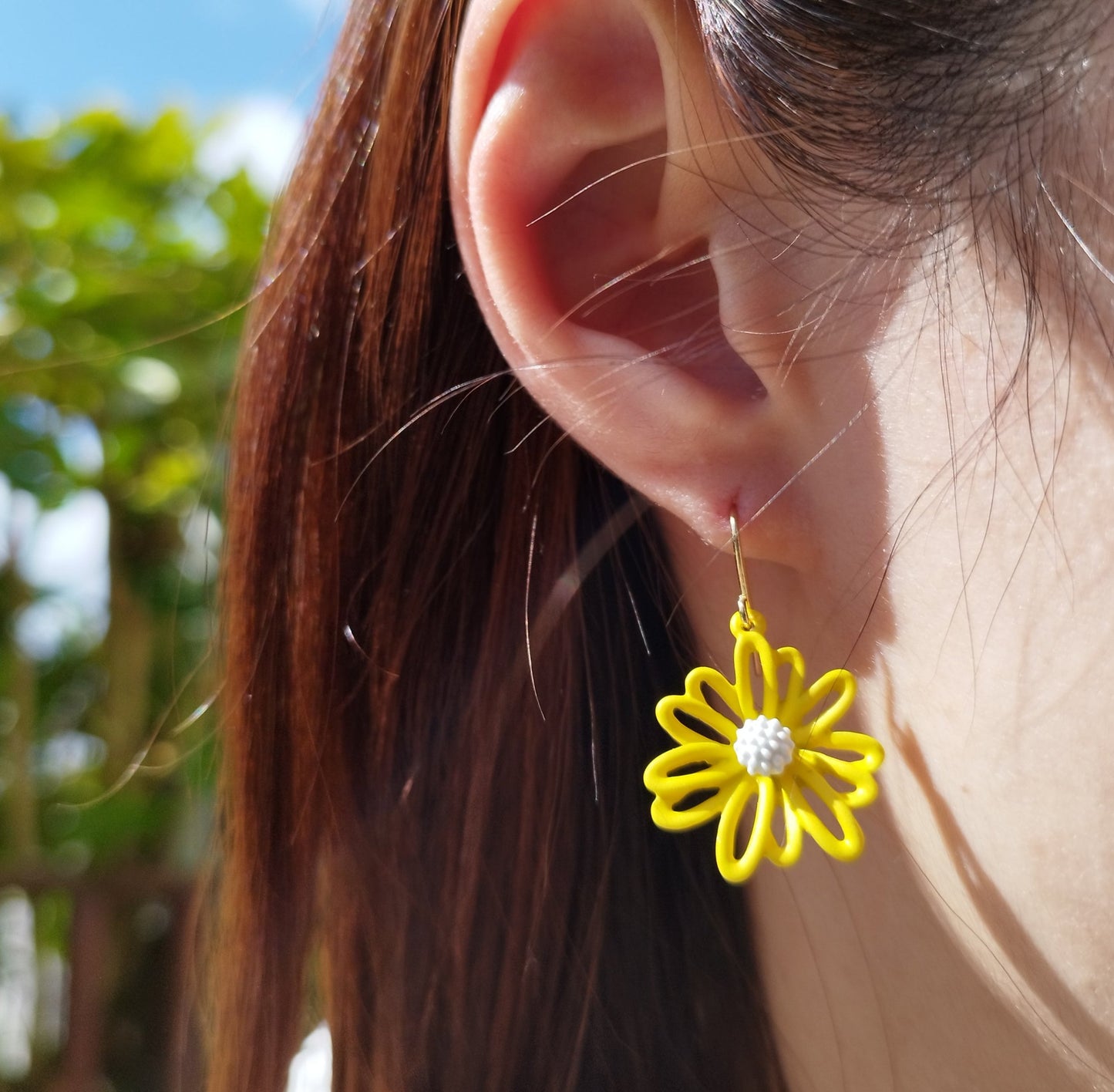 Daisy Drop Earrings * Yellow & Green flowers * Cute daisies dangle earrings